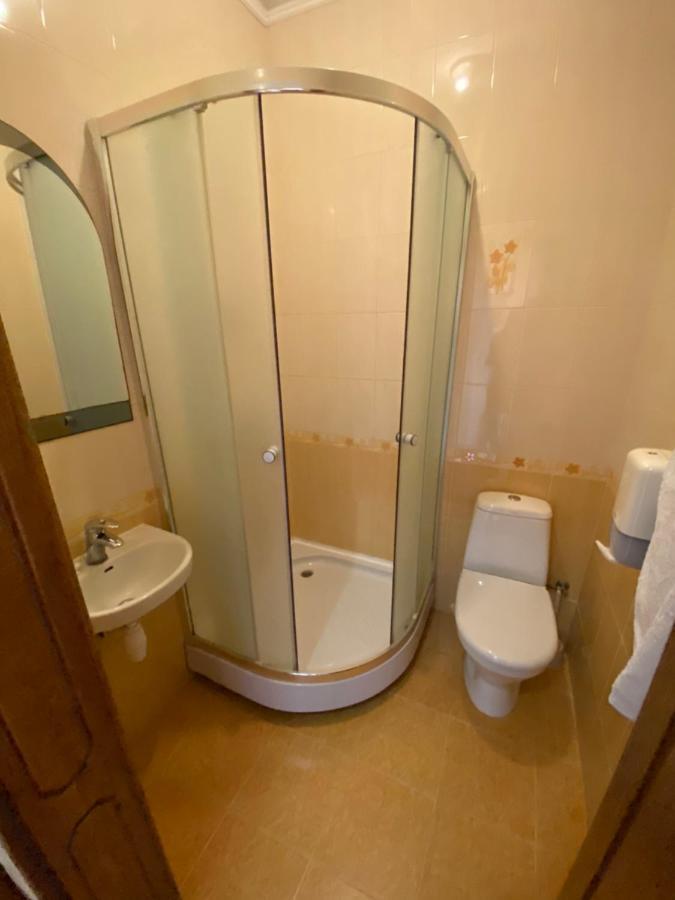 Готель «Вишневий Сад» Moukatcheve Extérieur photo